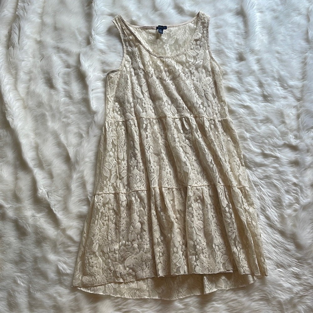 American Eagle Lace dress